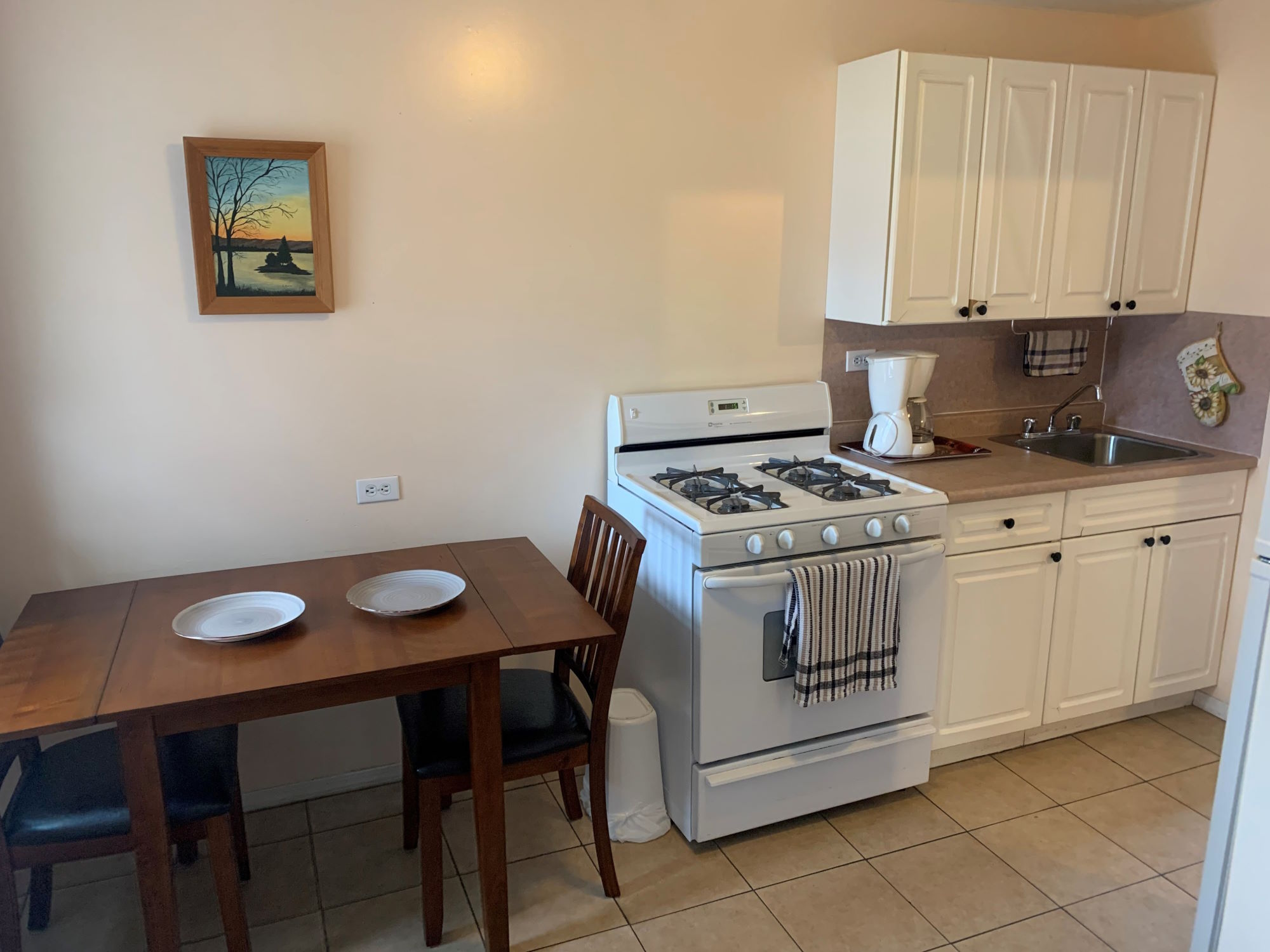 1 Bedroom Suite (2 Beds) With Kitchen